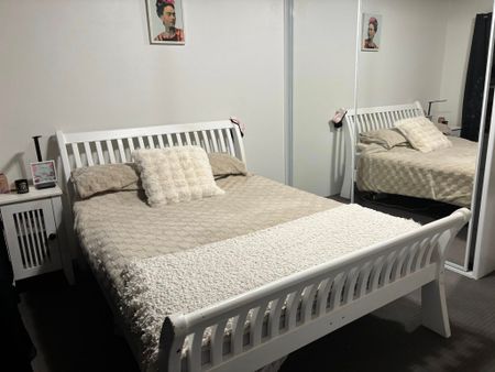 Kensington - Photo 5