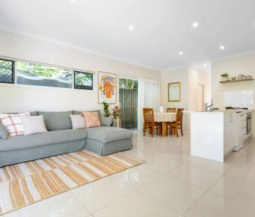 Classy, Effortless, Central hidden cul-de-sac oasis in the Cavendis... - Photo 6