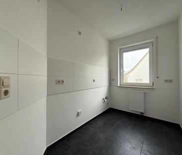 frisch renoviert 3-Zimmerwohnung sofort einzugsbereit! - Photo 2