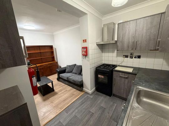 1 bedroom flat to rent - Photo 1