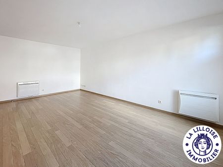 Location Appartement 3 pièces 69m² - Photo 4