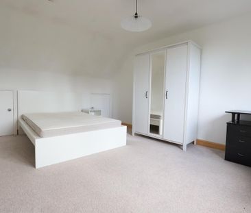 5 bedroom detached house to rent - Photo 6