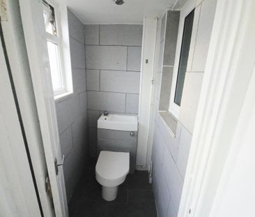 Long Oaks Avenue, Uplands, SWANSEA - Photo 3