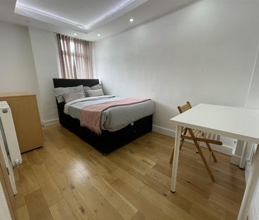 Gordon Road, Cardiff - Photo 3