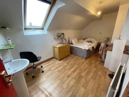 Apt 6-12 Ashley Avenue, Belfast, BT9 7BT - Photo 3