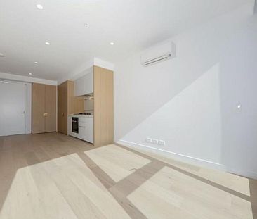 806/545 Station St, 3128, Box Hill Vic - Photo 2