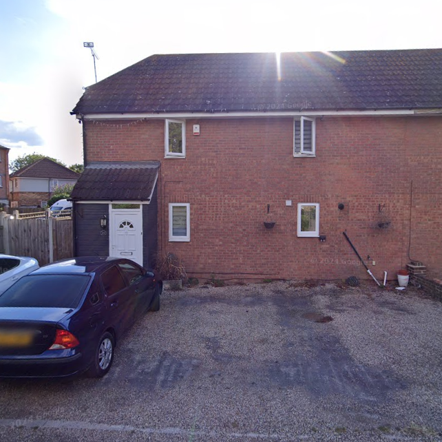 2 bedroom end of terrace house to rent - Photo 1