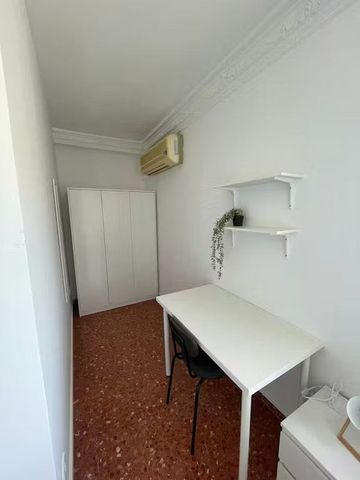 Carrer de Montemayor, Xirivella, Valencian Community 46950 - Photo 5