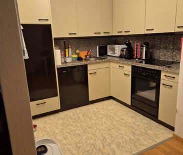 Living in the best location! - Photo 4