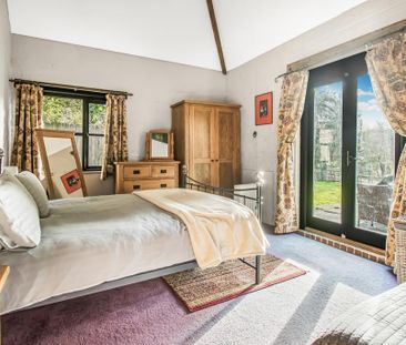 2 bedroom barn conversion to rent - Photo 5