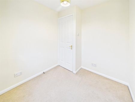 3 bedroom end of terrace house to rent - Photo 5