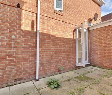 High Street, Fareham - Photo 5