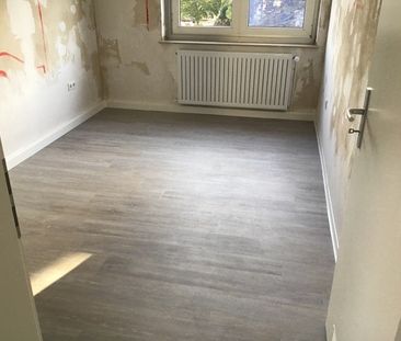 Frei zum 15.04.2026.: Helle 3-Zimmer-Wohnung mit modernemTageslicht... - Foto 4