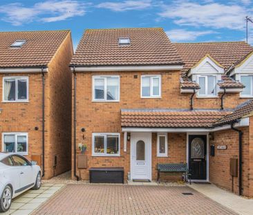 3 bed House - Semi-Detached To Let - Photo 2