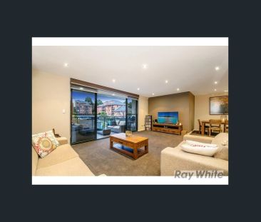 Modern, Spacious 2 Bedroom + Study Unit with Double Garage - Photo 5