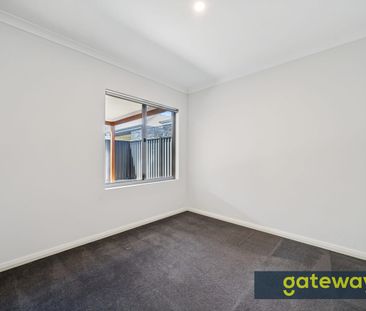 4 Minigwal Loop, Hammond Park, WA 6164 - Photo 6