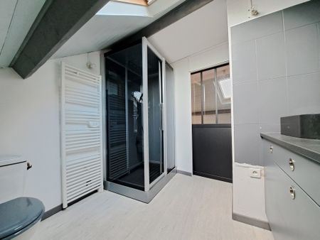 Location Appartement 4 pièces 80m² TROYES 10000 - Photo 3
