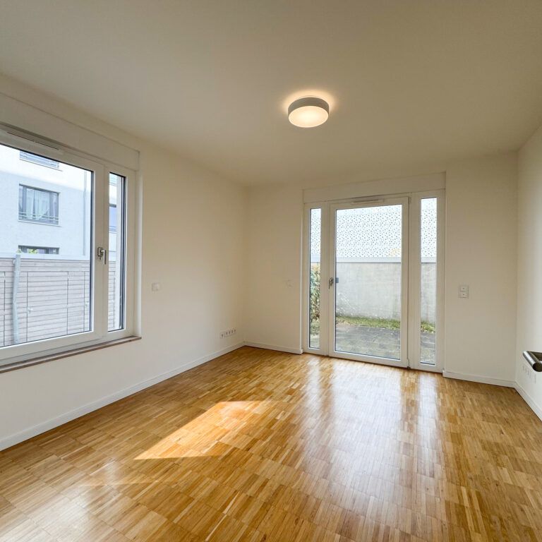 Ideal für Familien: 4-Zimmer-Wohnung mit Fußbodenheizung und durchdachtem Grundriss - Photo 1