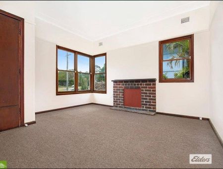 Charming 3-Bedroom Home in Tranquil Mt St Thomas Location - Photo 3