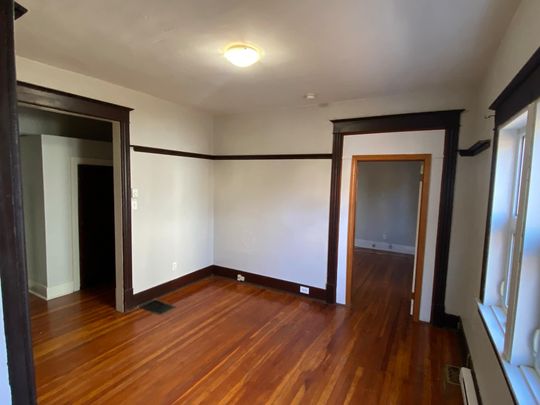 55 Broadway Avenue - U1 - Photo 1