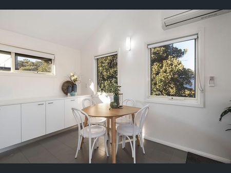 23 Cakebread Mews, Kensington VIC 3031 - Photo 2