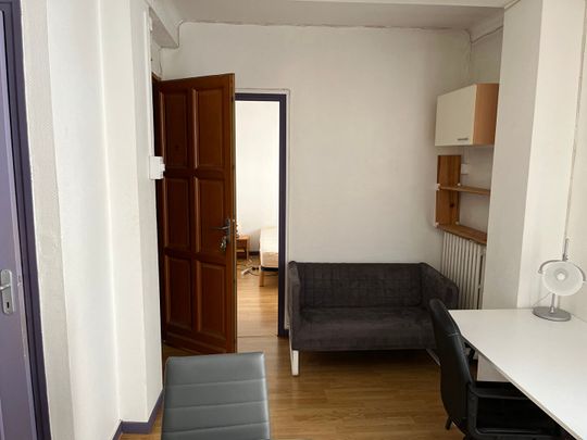 Location Appartement 1 pièce 25m² - Photo 1