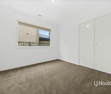 5 Jansar Street, Point Cook VIC, Belconnen - Photo 3