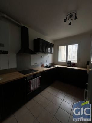 Location Appartement 3 pièces 76m² - Photo 1