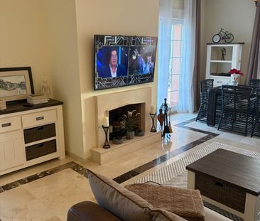 Apartment in Nueva Andalucía, Costa del Sol - Photo 4