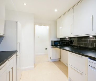 3 bedroom apartment to rent - Photo 6