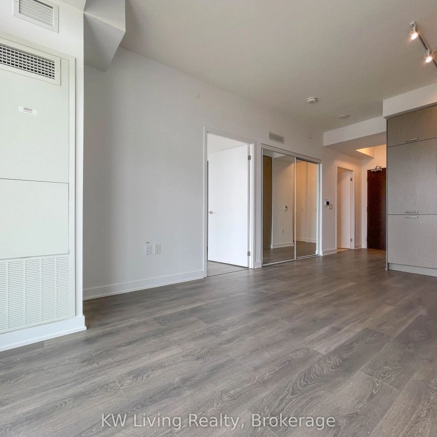 60 Honeycrisp Crescent #1510 - Photo 1