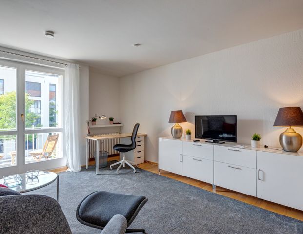 Bright 1-room apartment with balcony in Munich-Schwabing - Photo 1