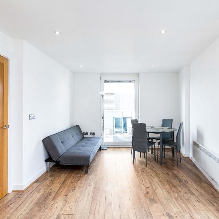 Brewhouse Yard, London EC1V - Photo 1