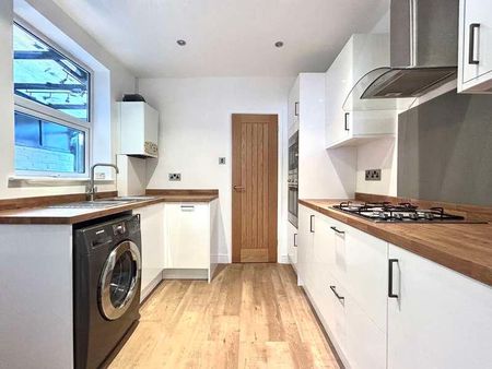 Salisbury Road, Reading, Berkshire, RG30 - Photo 5