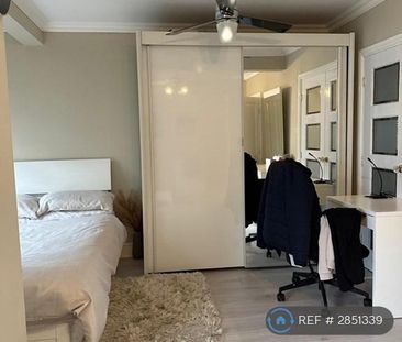 3 bedroom end of terrace house to rent - Photo 5