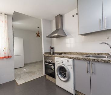 Calle Martínez de la Rosa, Málaga, Andalusia 29010 - Photo 6