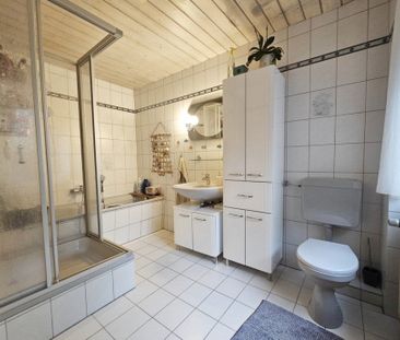 Platz für Kind und Kegel - Charmantes Einfamilienhaus mit Garten un... - Photo 2