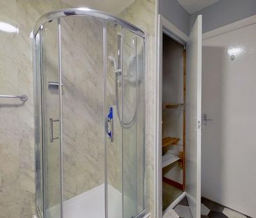 2 bedroom flat to rent - Photo 6