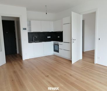 City Life: Exklusive 2-Zimmer-Mietwohnung mit Balkon im Zentrum von... - Photo 2