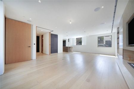 3 bedroom apartment to rent - Photo 2