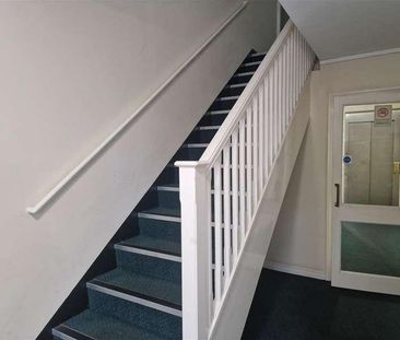 North Park Road, Harrogate, HG1 - Photo 2