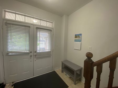 For Lease - 2019 Trawden Way Unit# 63, Oakville, Ontario - Photo 3