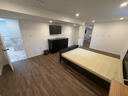 For Lease - 15 SPRINGHEAD (LOWER) Gardens, Welland, Ontario - Photo 3