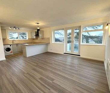 Woking, Surrey, GU22 - Photo 3