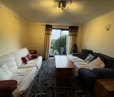 4 bedroom detached house to rent - Photo 3