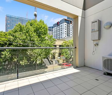 Sunny, renovated and convenient living in the Heart of the Lower No... - Photo 2