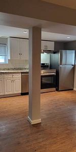 Renovated One Bedroom Unit in Kitsilano - Photo 3