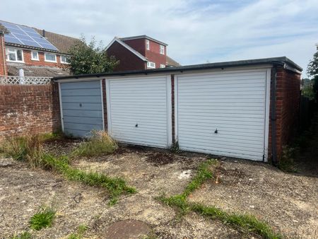 4 bedroom house to rent - Photo 2