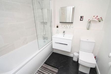 Lawsone Rise, High Wycombe - Photo 4