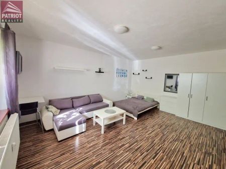 1+kk Dolní náměstí - Photo 2